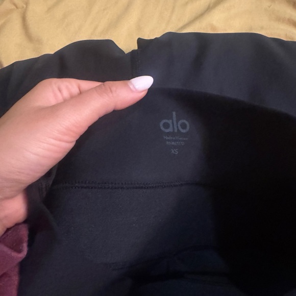 Alo Yoga Airlift Logo high waisted leggings - Picture 3 of 4
